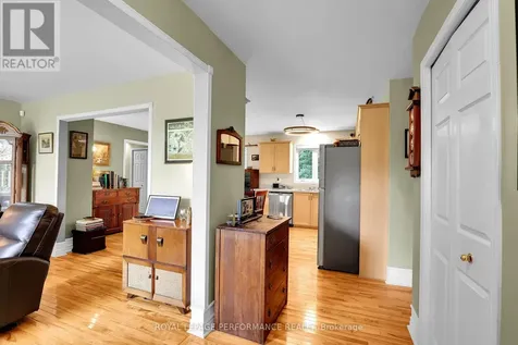 6115 Kaycourt Drive Ottawa ON K0A 2W0