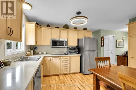 6115 Kaycourt Drive Ottawa ON K0A 2W0