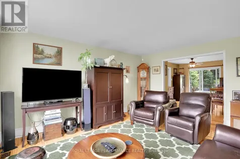 6115 Kaycourt Drive Ottawa ON K0A 2W0