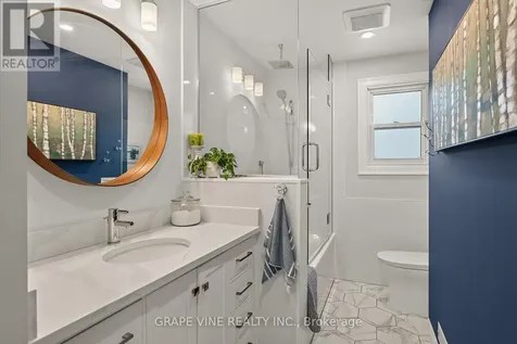 1961 Oakdean Crescent Ottawa ON K1J 6H6