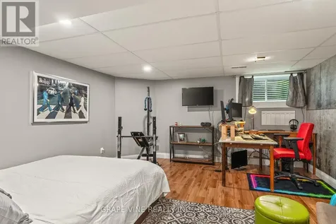 1961 Oakdean Crescent Ottawa ON K1J 6H6