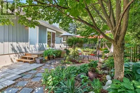 1961 Oakdean Crescent Ottawa ON K1J 6H6