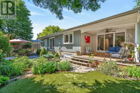 1961 Oakdean Crescent Ottawa ON K1J 6H6