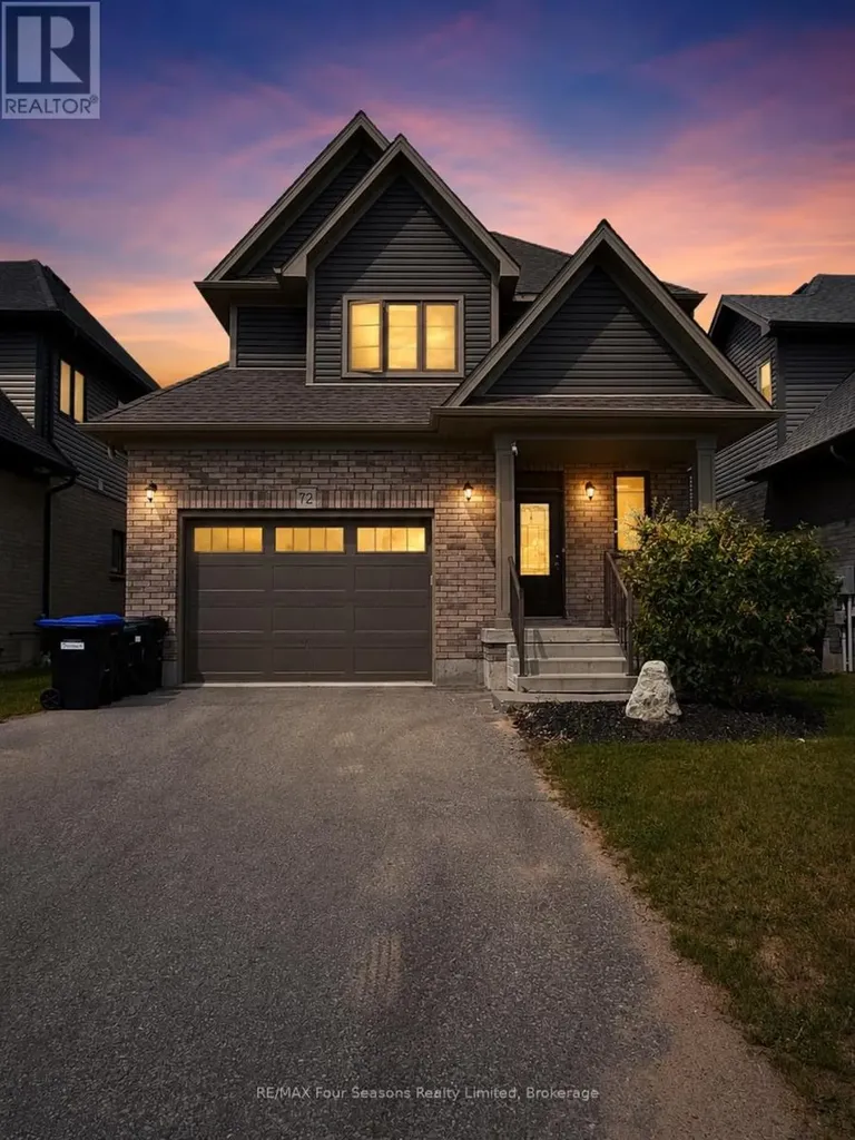72 Mclean Avenue Collingwood ON L9Y 4B3