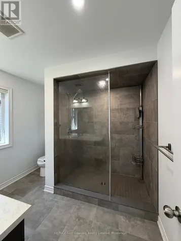 72 Mclean Avenue Collingwood ON L9Y 4B3