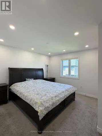 72 Mclean Avenue Collingwood ON L9Y 4B3
