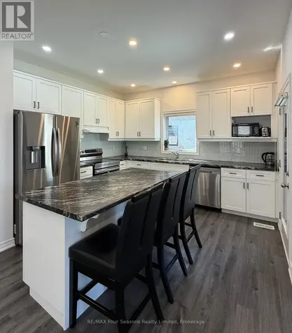 72 Mclean Avenue Collingwood ON L9Y 4B3