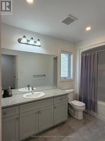 72 Mclean Avenue Collingwood ON L9Y 4B3