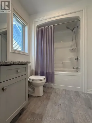 72 Mclean Avenue Collingwood ON L9Y 4B3