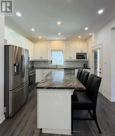 72 Mclean Avenue Collingwood ON L9Y 4B3