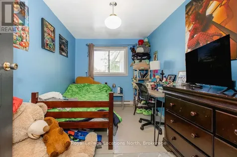 77 Laidlaw Street Wasaga Beach ON L9Z 2L2
