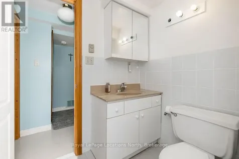 77 Laidlaw Street Wasaga Beach ON L9Z 2L2