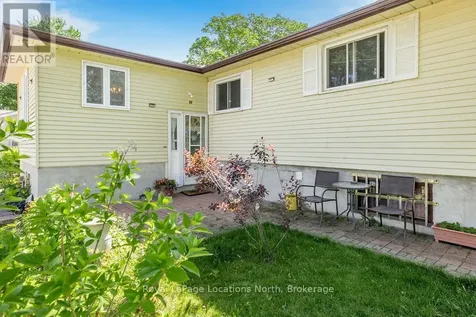 77 Laidlaw Street Wasaga Beach ON L9Z 2L2