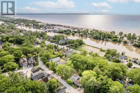 77 Laidlaw Street Wasaga Beach ON L9Z 2L2