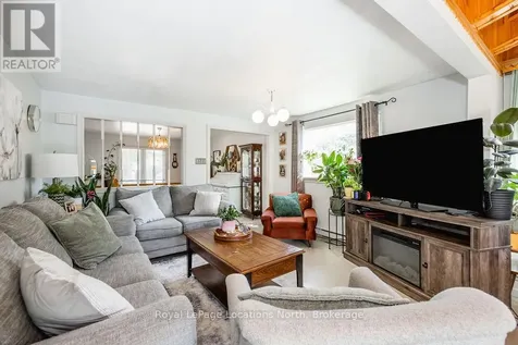 77 Laidlaw Street Wasaga Beach ON L9Z 2L2