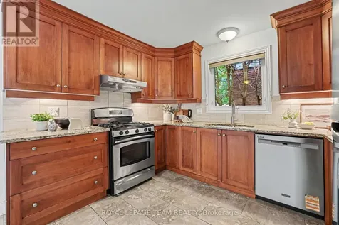 26 Bernier Terrace Ottawa ON K2L 2V2