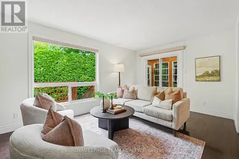 26 Bernier Terrace Ottawa ON K2L 2V2