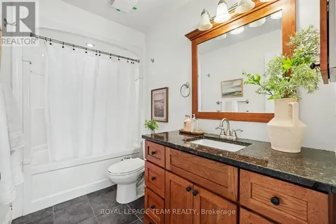 26 Bernier Terrace Ottawa ON K2L 2V2