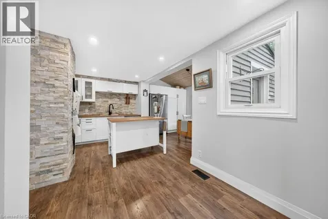 726 Brighton Avenue Hamilton ON L8H 6H6