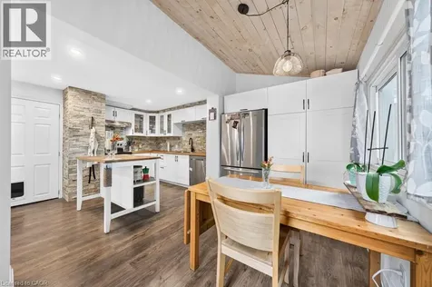 726 Brighton Avenue Hamilton ON L8H 6H6