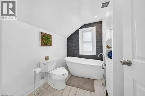 726 Brighton Avenue Hamilton ON L8H 6H6