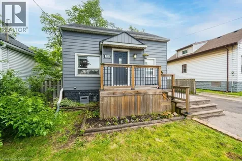 726 Brighton Avenue Hamilton ON L8H 6H6