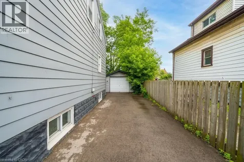 726 Brighton Avenue Hamilton ON L8H 6H6
