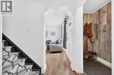 726 Brighton Avenue Hamilton ON L8H 6H6