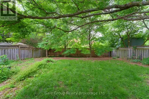 209 Hilltop Drive North Dumfries ON N0B 1E0