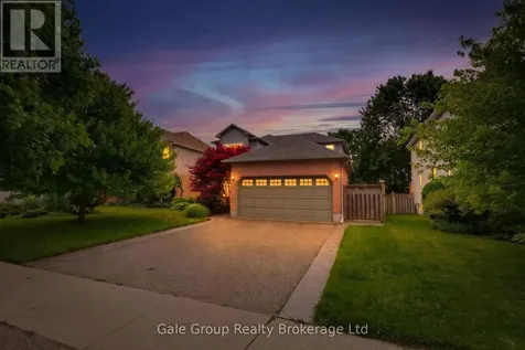 209 Hilltop Drive North Dumfries ON N0B 1E0
