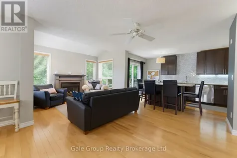 209 Hilltop Drive North Dumfries ON N0B 1E0