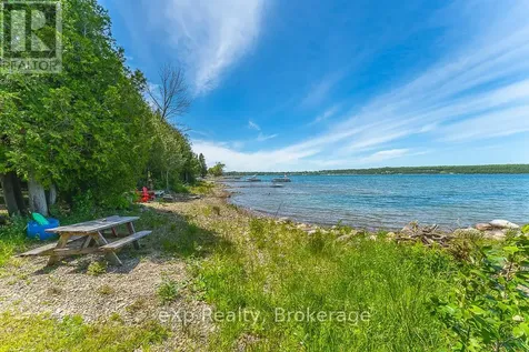 141 Wilson Drive Georgian Bluffs ON N0H 2T0