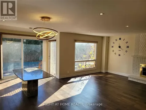 1080 Glenashton Drive Oakville (wc Wedgewood Creek) ON L6H 4B9