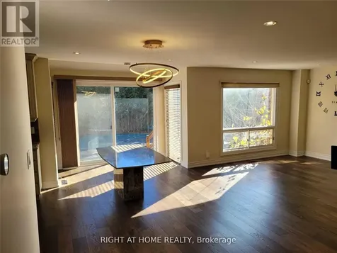 1080 Glenashton Drive Oakville (wc Wedgewood Creek) ON L6H 4B9