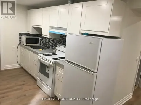 1080 Glenashton Drive Oakville (wc Wedgewood Creek) ON L6H 4B9