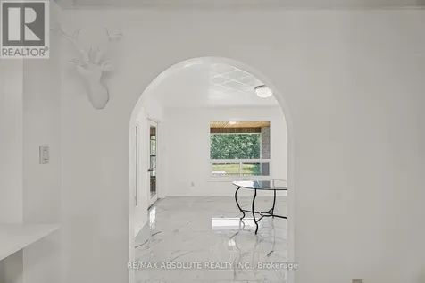 1444 Normandy Crescent Ottawa ON K2C 0N6