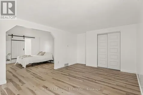 1444 Normandy Crescent Ottawa ON K2C 0N6