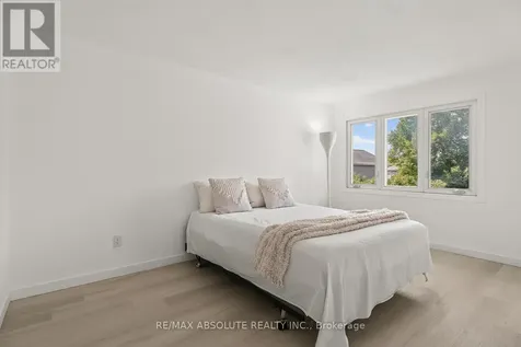 1444 Normandy Crescent Ottawa ON K2C 0N6