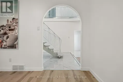 1444 Normandy Crescent Ottawa ON K2C 0N6