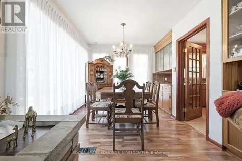 28 Barry Street Laurentian Valley ON K8A 7L5
