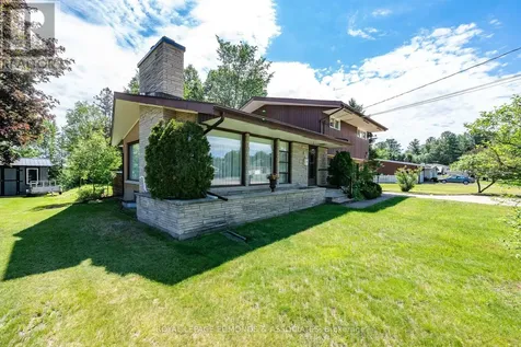 28 Barry Street Laurentian Valley ON K8A 7L5