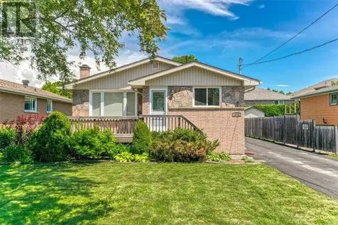1028 Soloy Drive Sudbury ON P3A 1E8