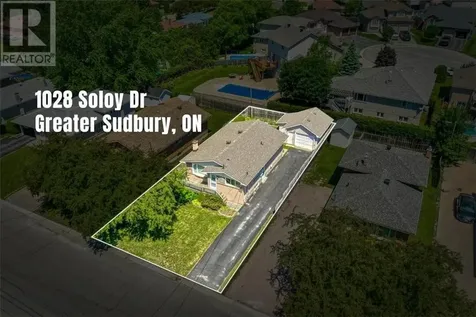 1028 Soloy Drive Sudbury ON P3A 1E8