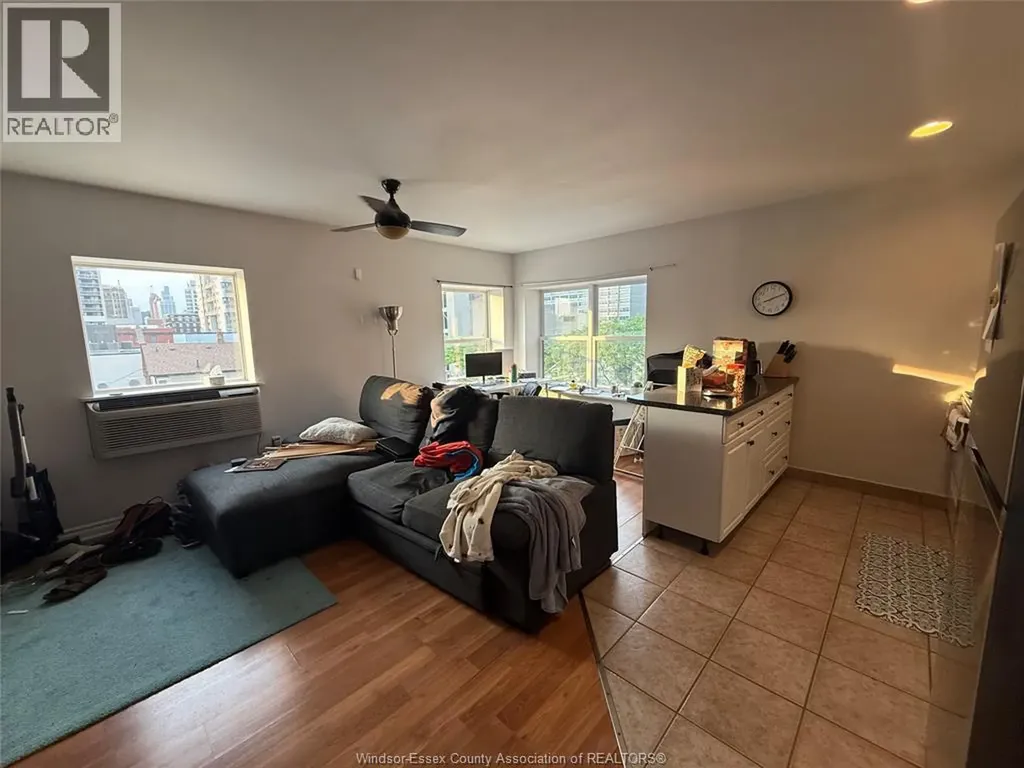 511 Pelissier Windsor ON N9A 4L2