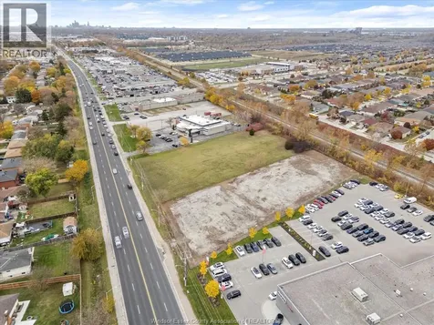 10982 Tecumseh Road East Windsor ON N8R 1A8