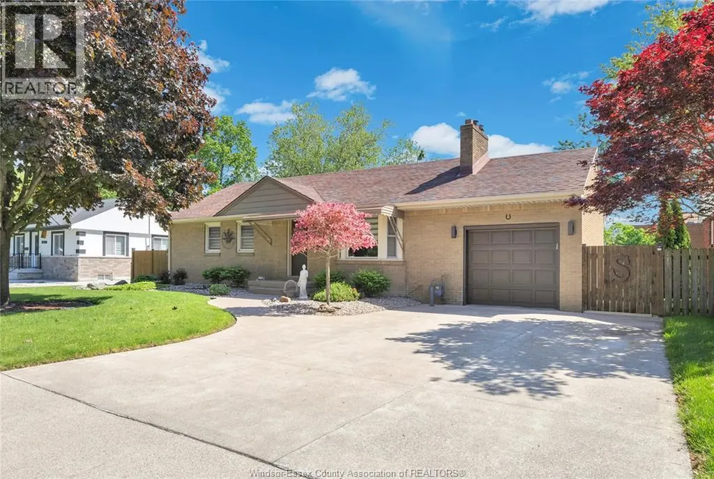 2630 Virginia Park Windsor ON N9E 2B4