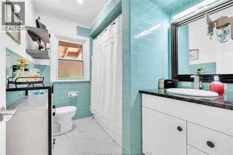 2630 Virginia Park Windsor ON N9E 2B4