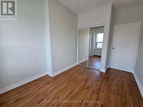 1801 Eglinton Avenue West Toronto (oakwood Village) ON M6E 2H8