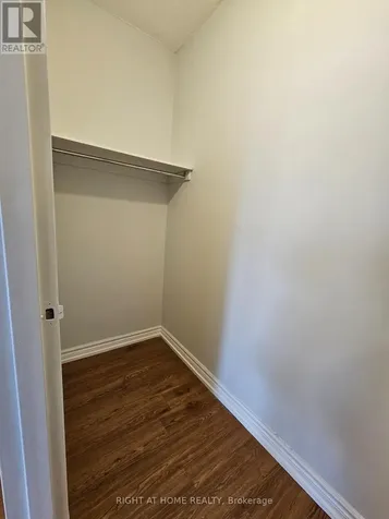 1801 Eglinton Avenue West Toronto (oakwood Village) ON M6E 2H8
