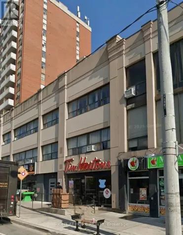 1801 Eglinton Avenue West Toronto (oakwood Village) ON M6E 2H7